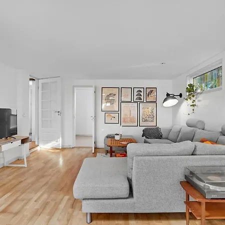 Ferienhaus 4 Bedroom Lovely In Væggerløse