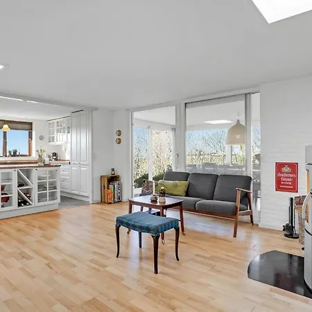 Ferienhaus 4 Bedroom Lovely In *