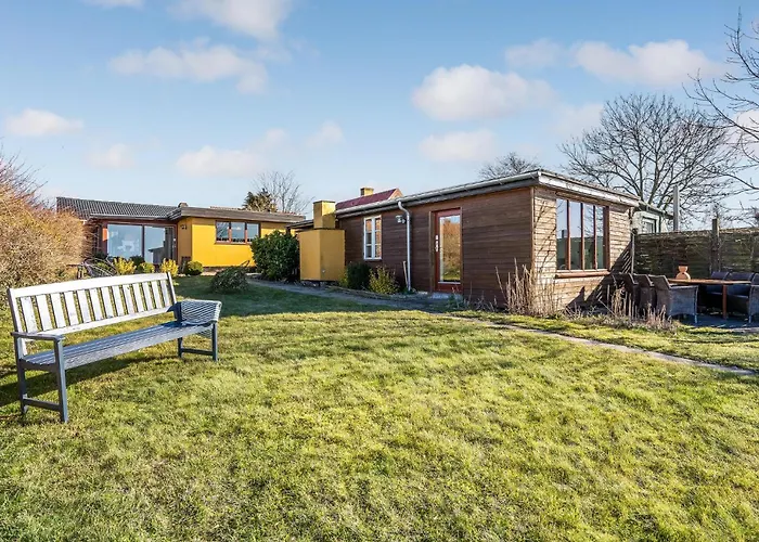 Prázdninový dům 4 Bedroom Lovely In